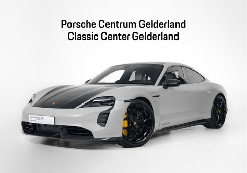 Porsche Taycan, 2021