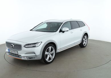 Volvo V90 Cross Country, 2019