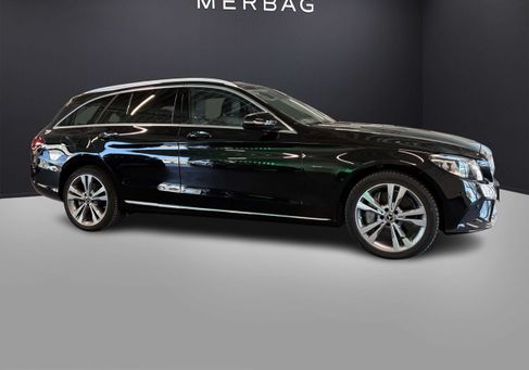 Mercedes-Benz C 300, 2021 3