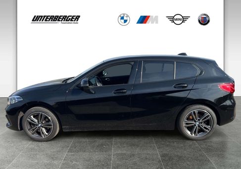 BMW 118, 2023