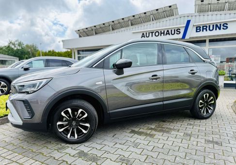 Opel Crossland X, 2024