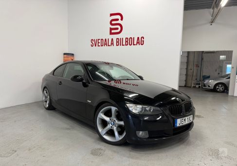 BMW 320, 2009