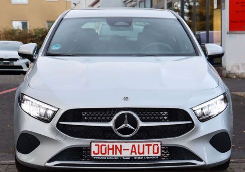 Mercedes-Benz A 180, 2023