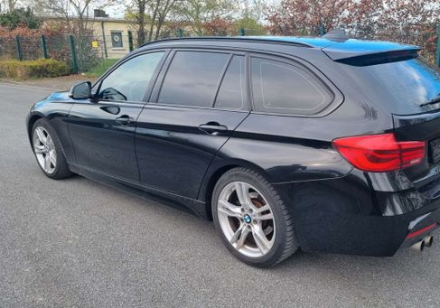 BMW 330, 2018