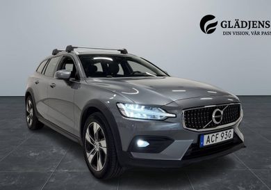 Volvo V60 Cross Country, 2021