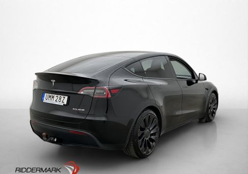 Tesla Model Y, 2022