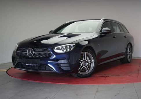 Mercedes-Benz E 300, 2021