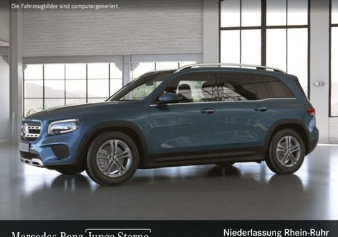 Mercedes-Benz GLB 200, 2023 3