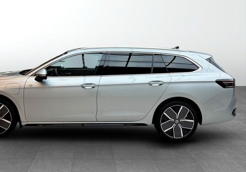 Volkswagen Passat Variant, 2025 2