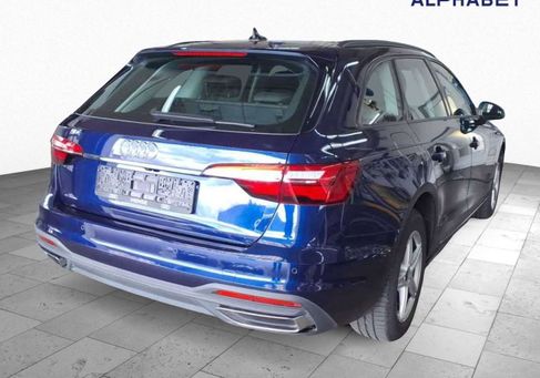 Audi A4, 2022