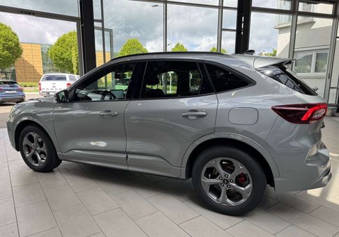 Ford Kuga, 2025