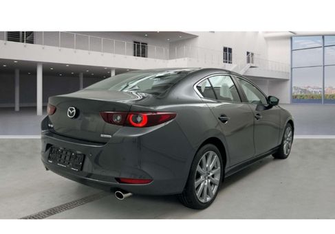 Mazda 3, 2022