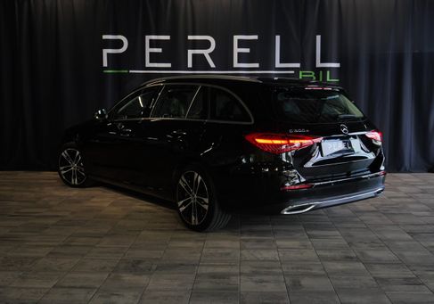 Mercedes-Benz C 300, 2023 3