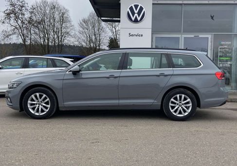 Volkswagen Passat Variant, 2022