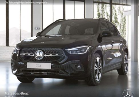 Mercedes-Benz GLA 250, 2023
