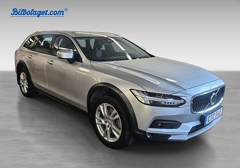 Volvo V90 Cross Country, 2022