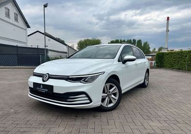 Volkswagen Golf, 2023