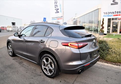 Alfa Romeo Stelvio, 2019