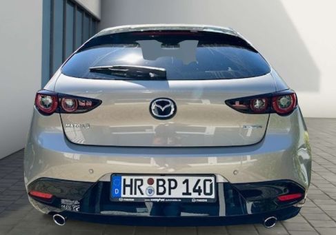 Mazda 3, 2025