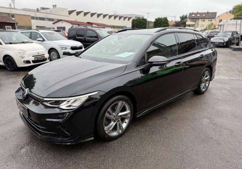 Volkswagen Golf, 2022