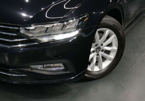 Volkswagen Passat Variant, 2021