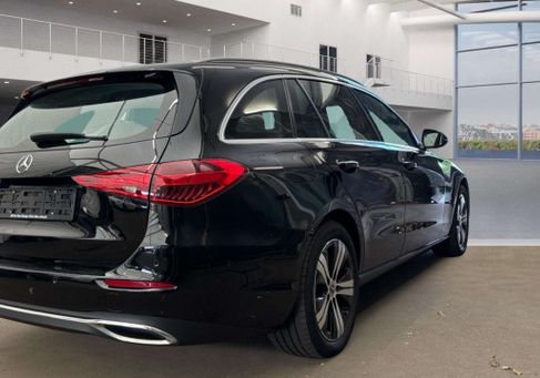 Mercedes-Benz C 300, 2023
