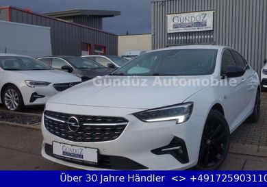 Opel Insignia, 2022