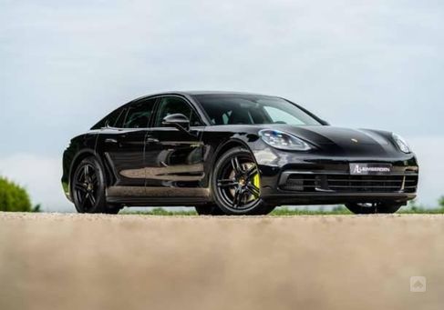 Porsche Panamera, 2019