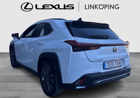 Lexus UX, 2023