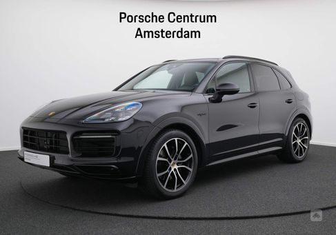 Porsche Cayenne, 2022