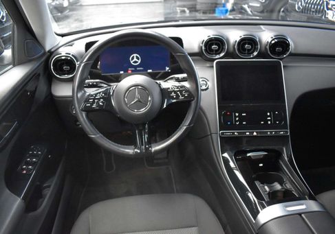 Mercedes-Benz C 220, 2022