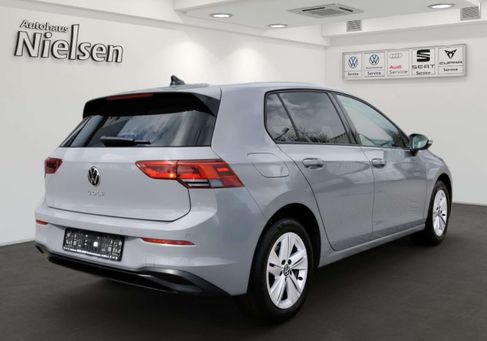 Volkswagen Golf, 2023 3