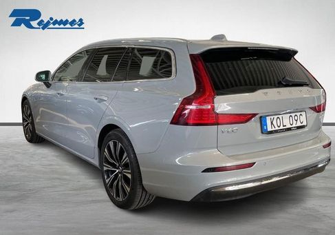 Volvo V60, 2025