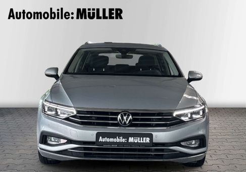 Volkswagen Passat, 2023