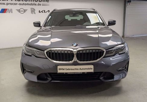BMW 320, 2022