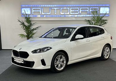 BMW 120, 2025
