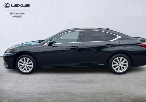 Lexus ES, 2021