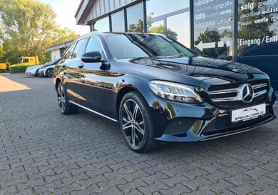 Mercedes-Benz C 300, 2021