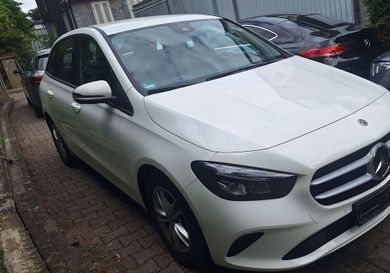 Mercedes-Benz B 180, 2020