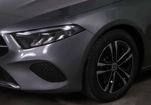 Mercedes-Benz A 180, 2025