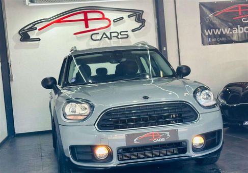 MINI ONE, 2019