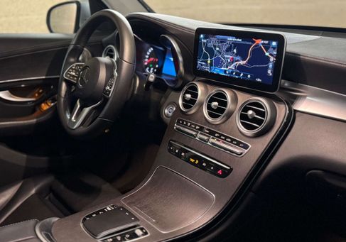 Mercedes-Benz GLC 200, 2021