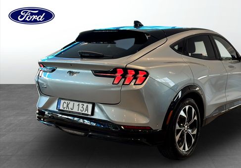 Ford Mustang Mach-E, 2021
