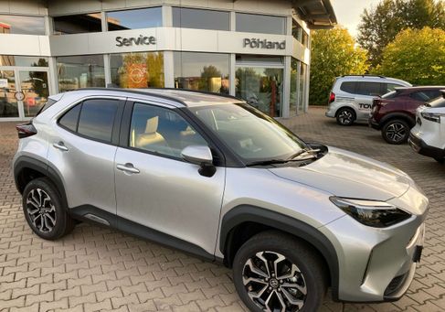Toyota Yaris Cross, 2025