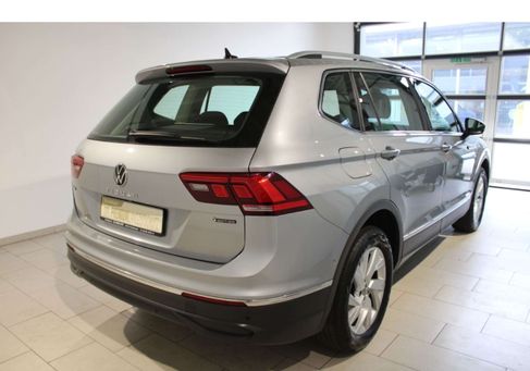 Volkswagen Tiguan Allspace, 2023
