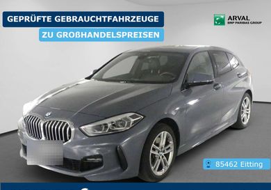 BMW 120, 2023