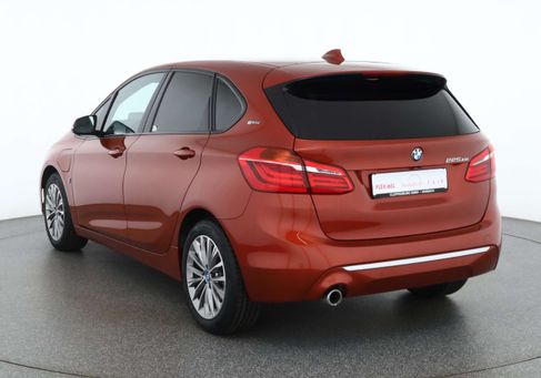 BMW 225, 2019