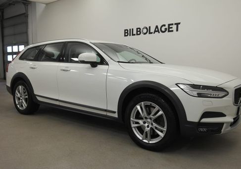 Volvo V90 Cross Country, 2017