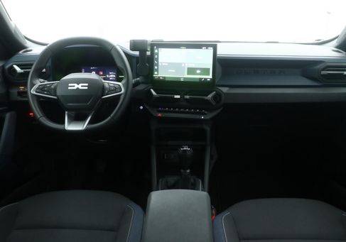 Dacia Duster, 2024 3