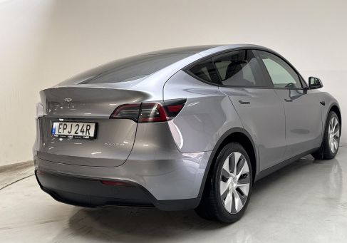 Tesla Model Y, 2024 3